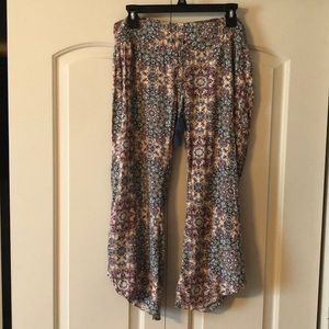 Jessica Simpson Maternity pants